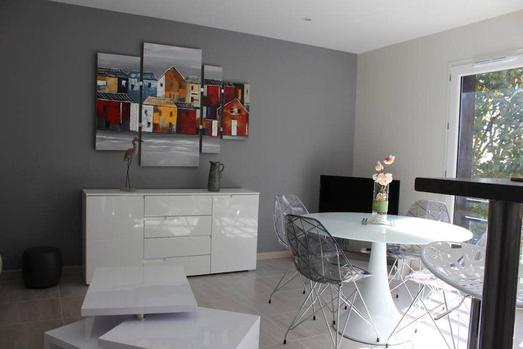 Apartment T2 De Gamme Avec Vue Bassin